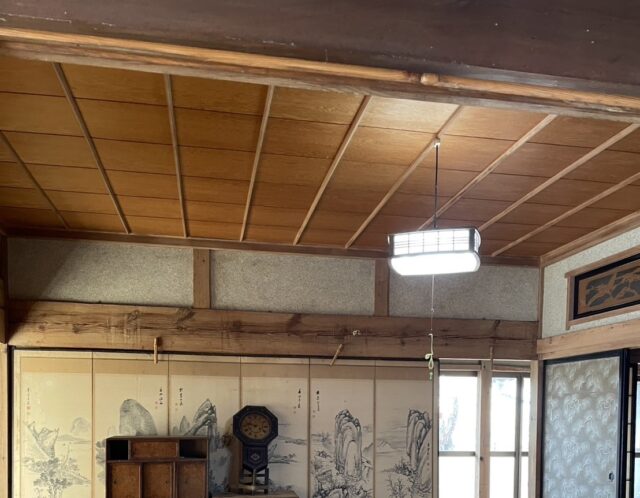 県外お住まい遠い親戚が相続することになった家の片付け